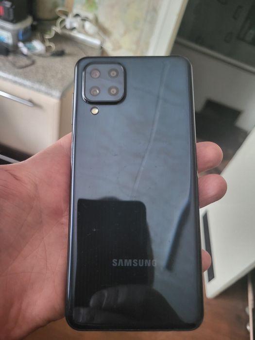Смартфон Самсунг м32