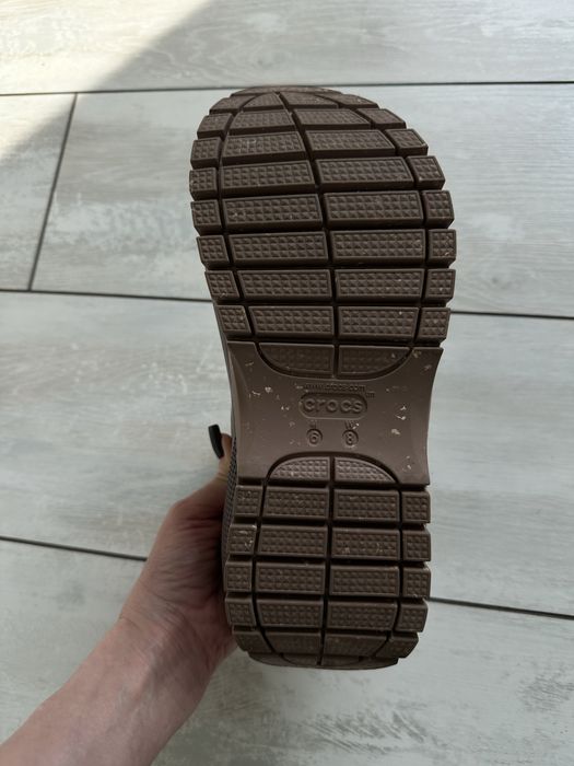 Шльопанці / босоніжкі жіночі Crocs
