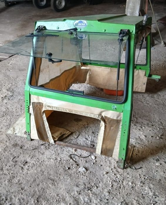 Cabine trator universal CABENA