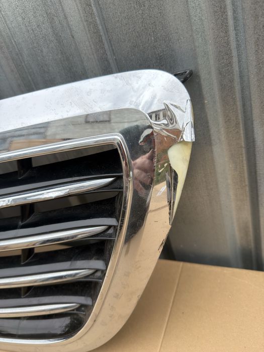 Решетка радиатора Mercedes W222