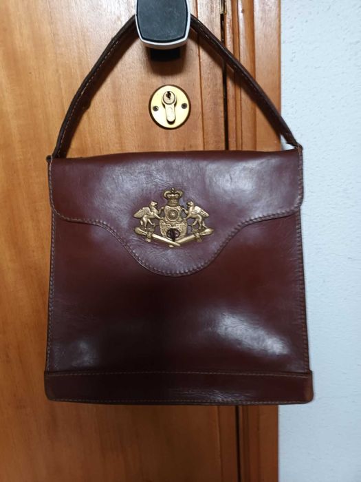 vintage lady's suitcase64751306658433121