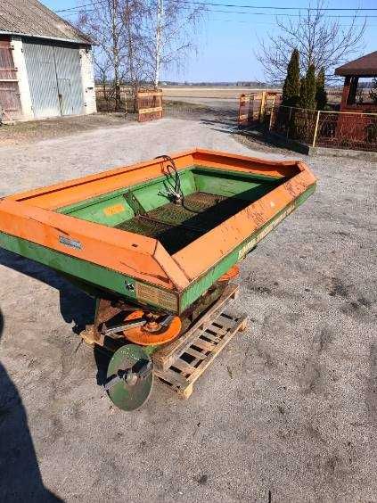 Sprzedam rozsiewacz nawozów AMAZONE ZAU 1500