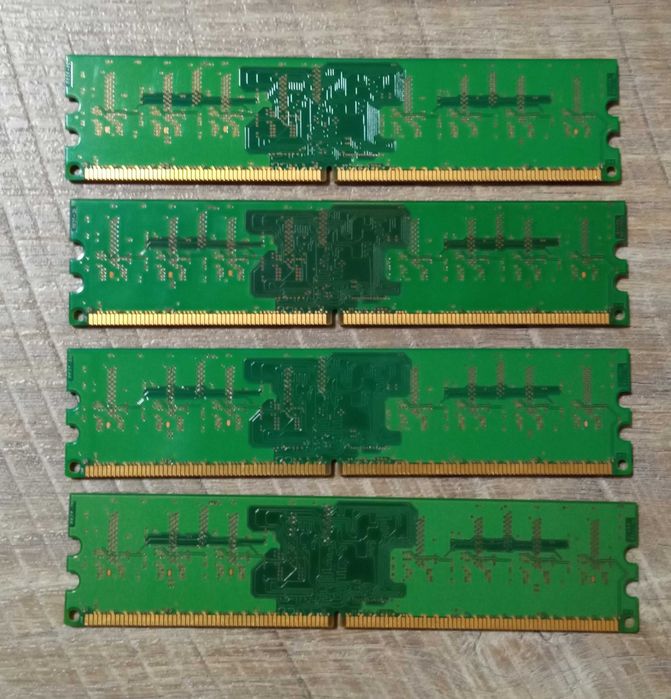 Модуль пам'яті для компютера Hynix DDR2 4Gb (4x1Gb)
