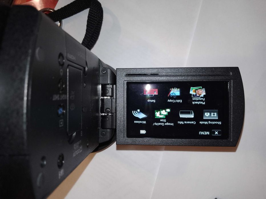 Kamera 4k Sony  FDR-AX33
