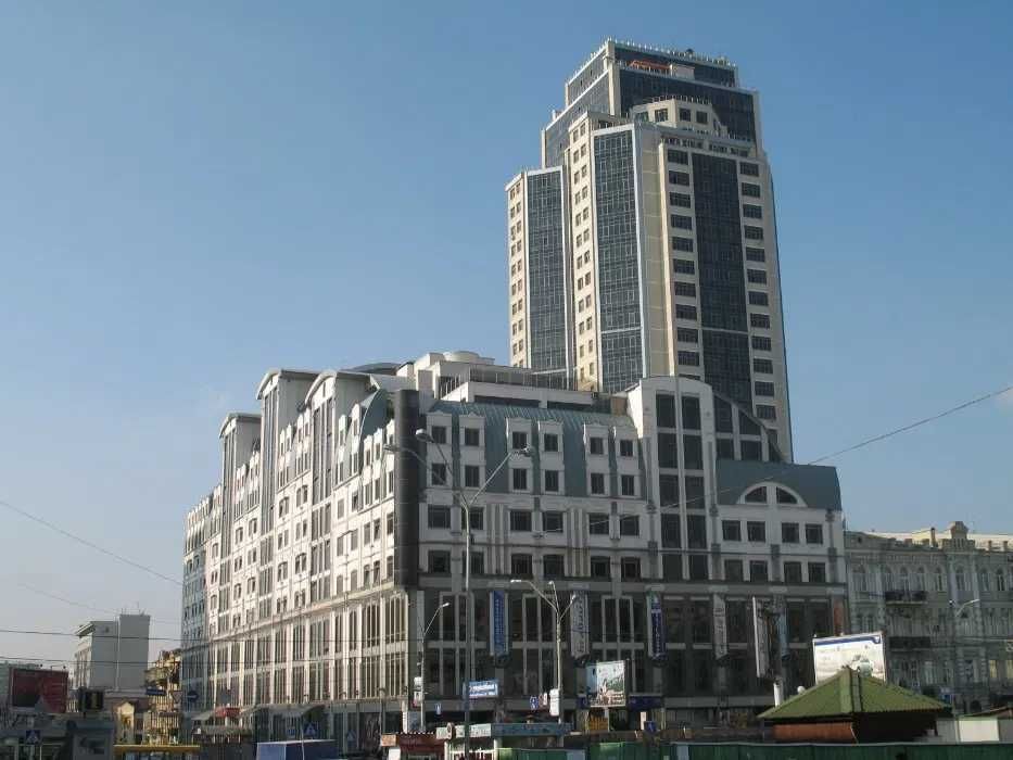 Оренда 36м2 торгове приміщення ТЦ Олімпійський вул В.Васильківська 72