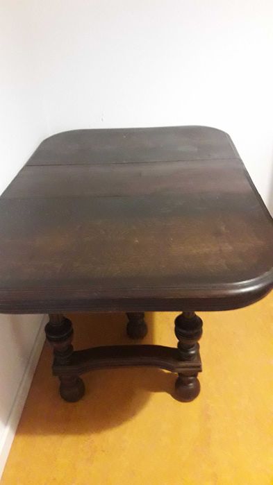 Mesa de cozinha e 3 cadeiras