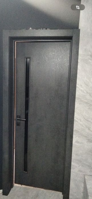 Продам двері межкомнатные двери