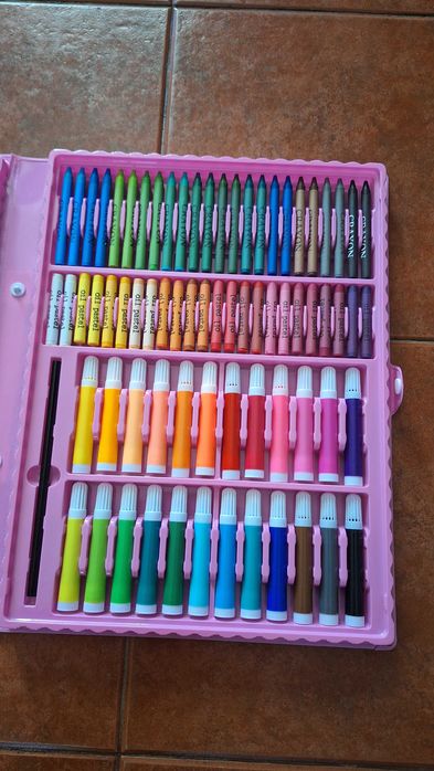 Conjunto de pintura com 168 peças, novo