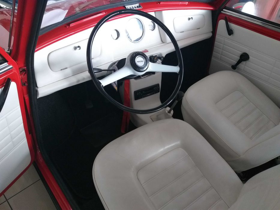 Aluguer de Mini Morris para Casamentos