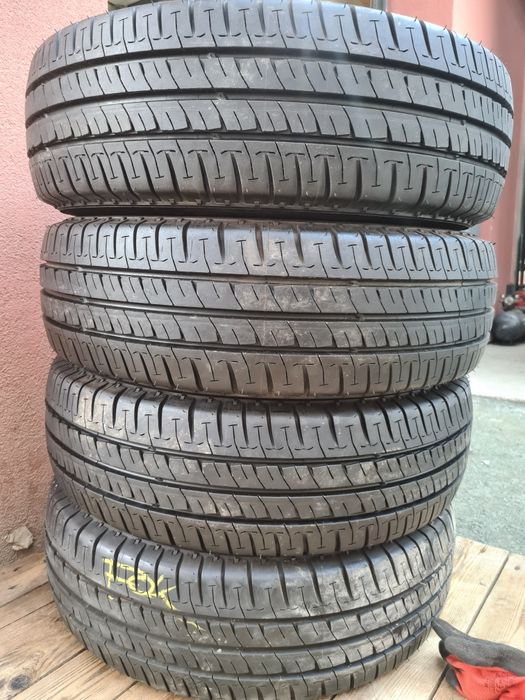 Komplet 215/70r15C Michelin Agilis demo