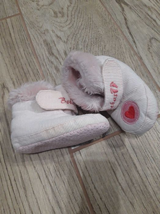 Buty niemowlęce niechodki zimowe ocieplane futerkiem 6-12 m-cy