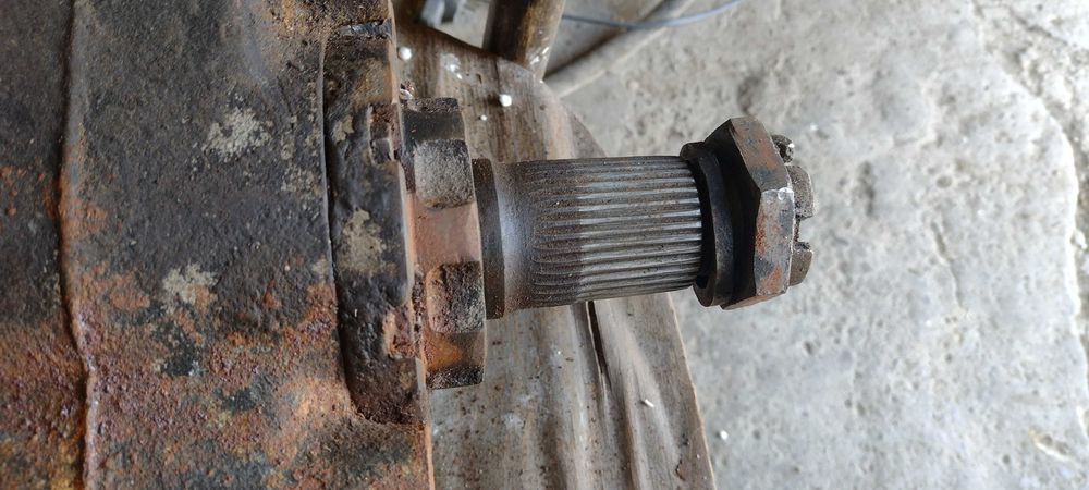 Siłownik wspomagania Fortshrnit 303, 323