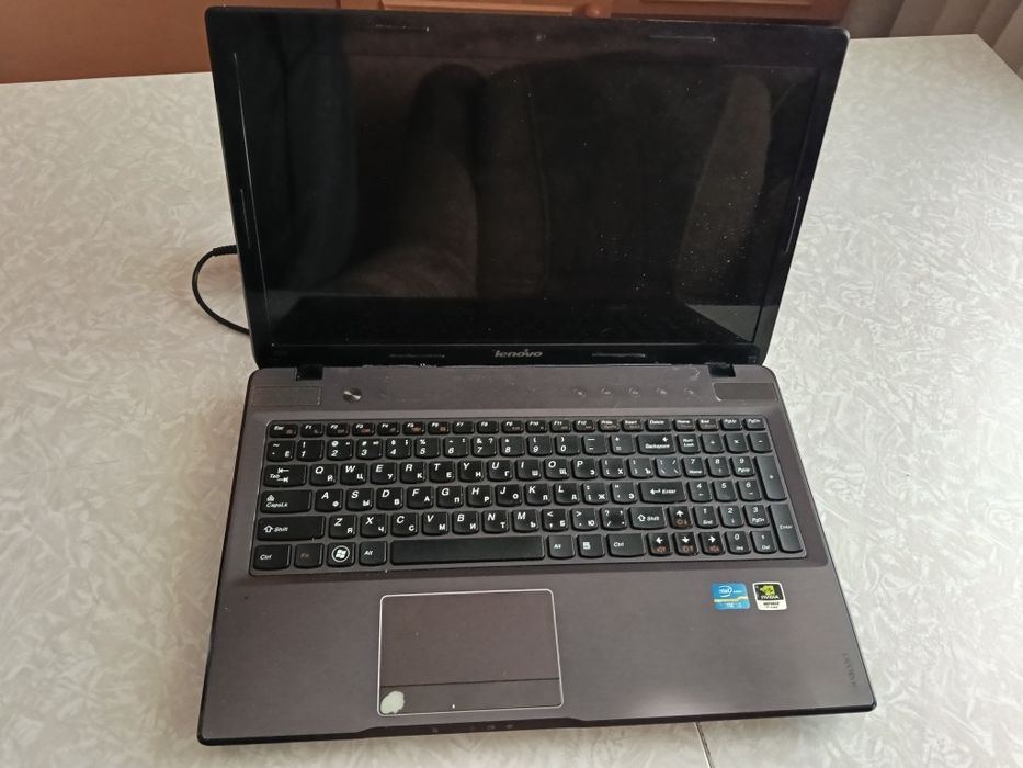 Продам ноутбук Lenovo z570