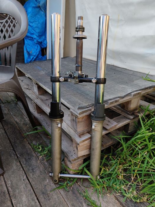 Suspensão frente Yamaha 600 Diversion 2000