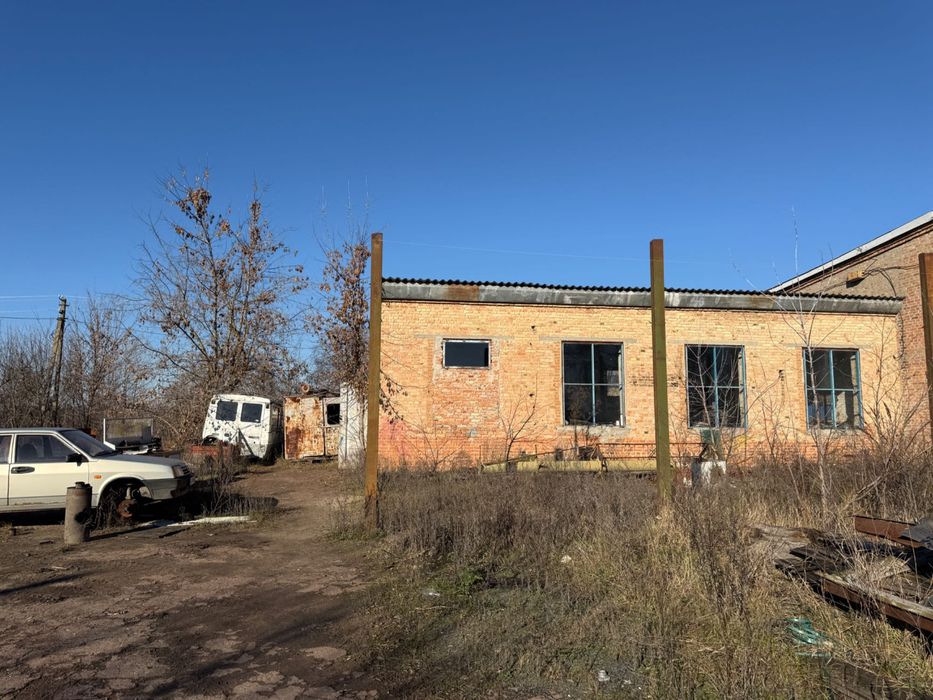 Продаж ділянки 11.02 промислового призначення + ангар 657кв.м. 60кВт