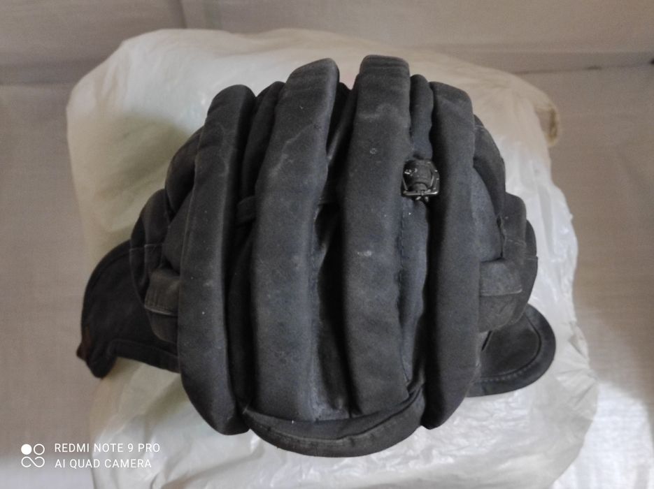 Продам новый танковый зимний шлем