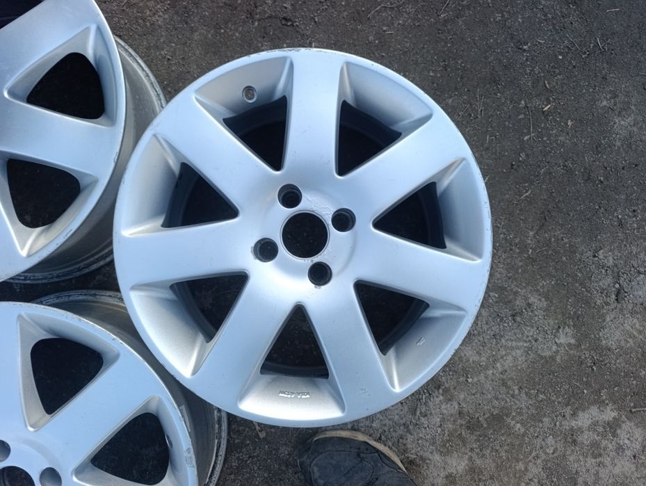 Диски литі r16 4*100 Renault Clio Lodgy Megane Scenic Dacia Logan Vw