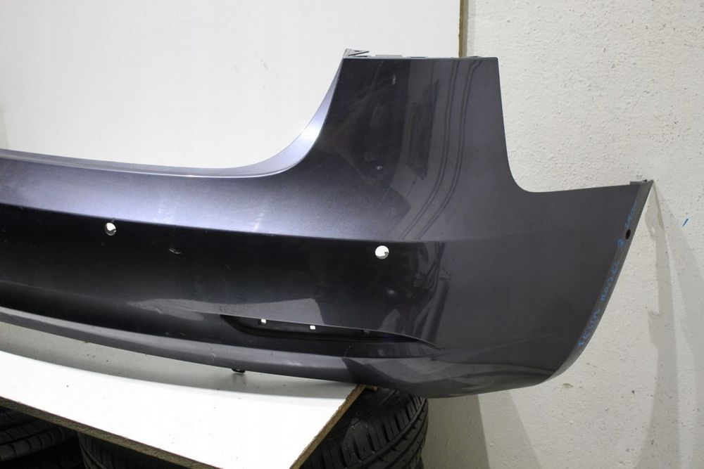 tesla model 3 zderzak tył tylny ładny