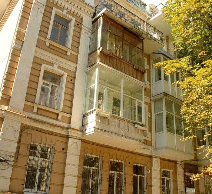 Ярославів Вал 21-Г  Центр Золоті Ворота Простора (229 кв м)