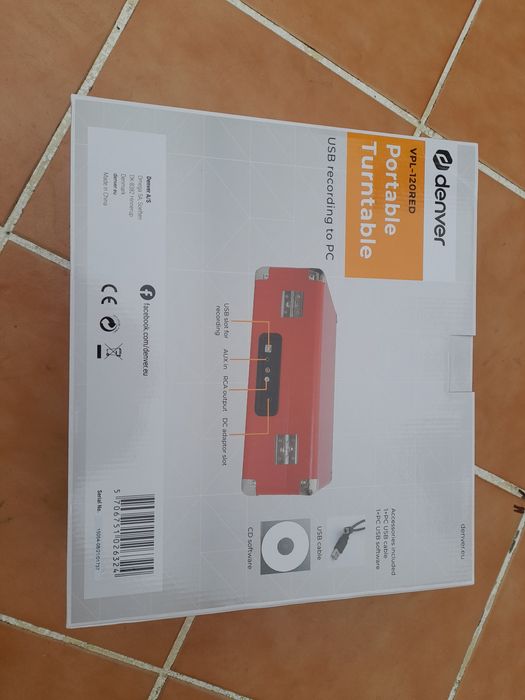 Gira discos Denver portátil para singles e LP com USB - RCA Novo