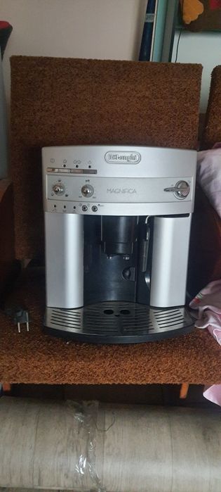 Кавомашина DeLonghi Delonghi magnifica ESAM 3000
