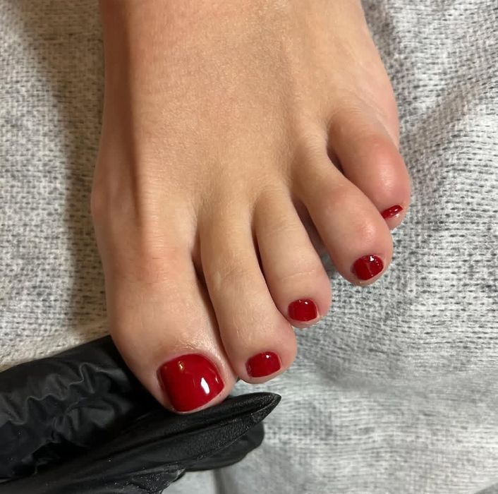 Маникюр педикюр  укрепление подология