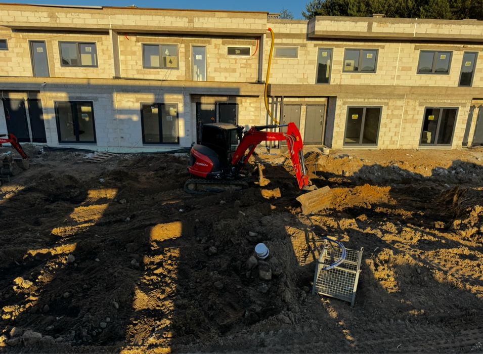 Usługi minikoparką koparka 9t kucie betonu wod-kan spychacz ładowarka