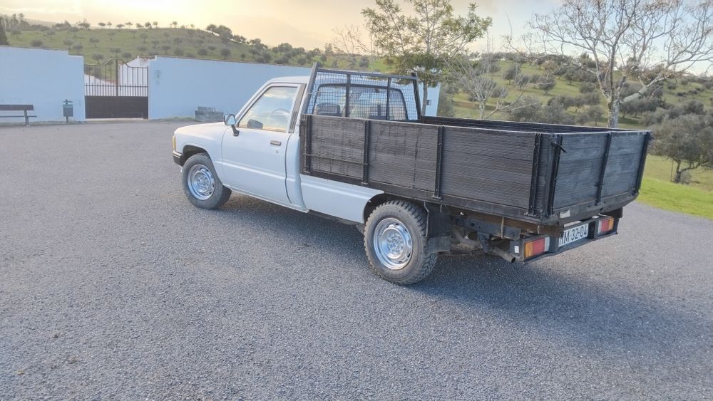 Toyota hilux 2.4D 4x2
