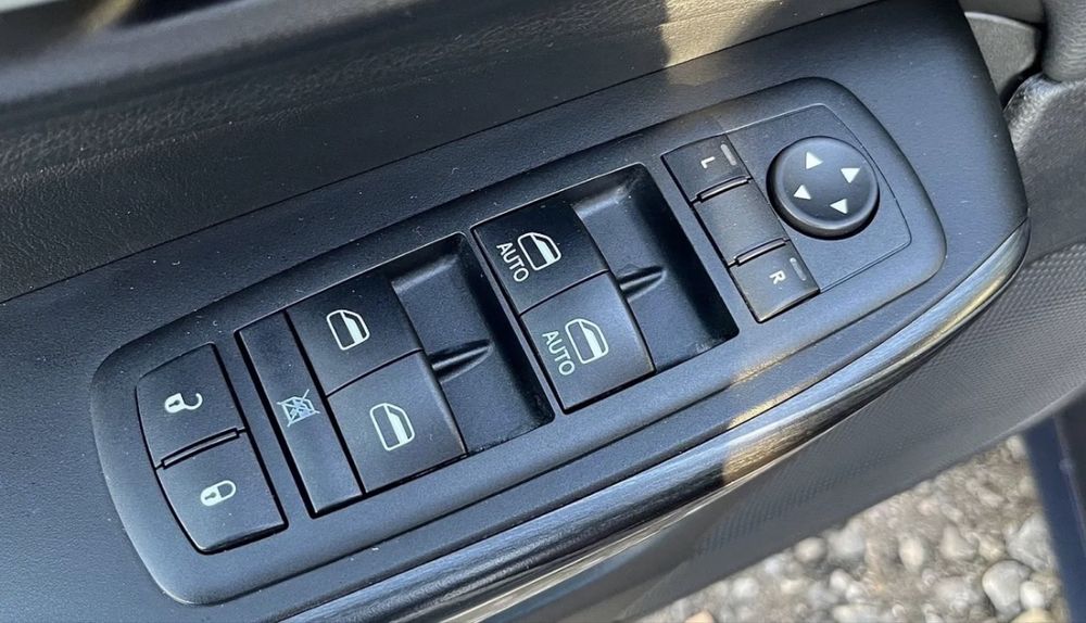 Jeep Cherokee 3,2