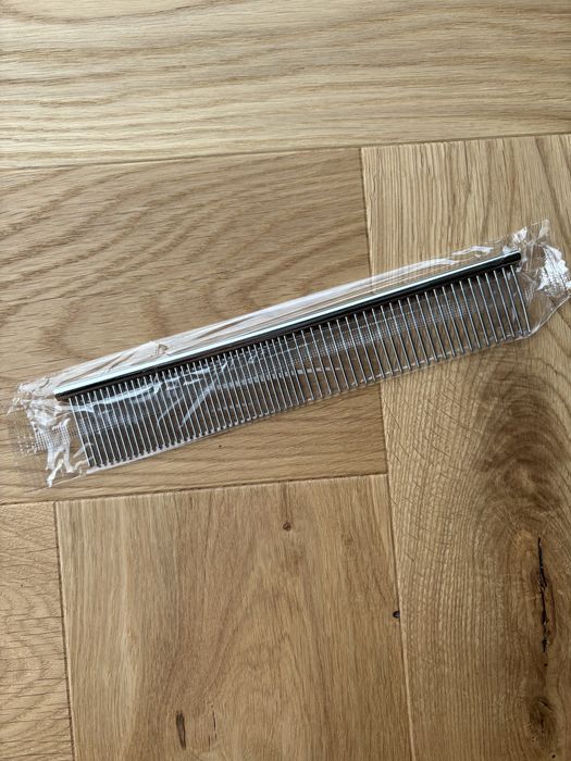 Metalowy grzebień dla psa