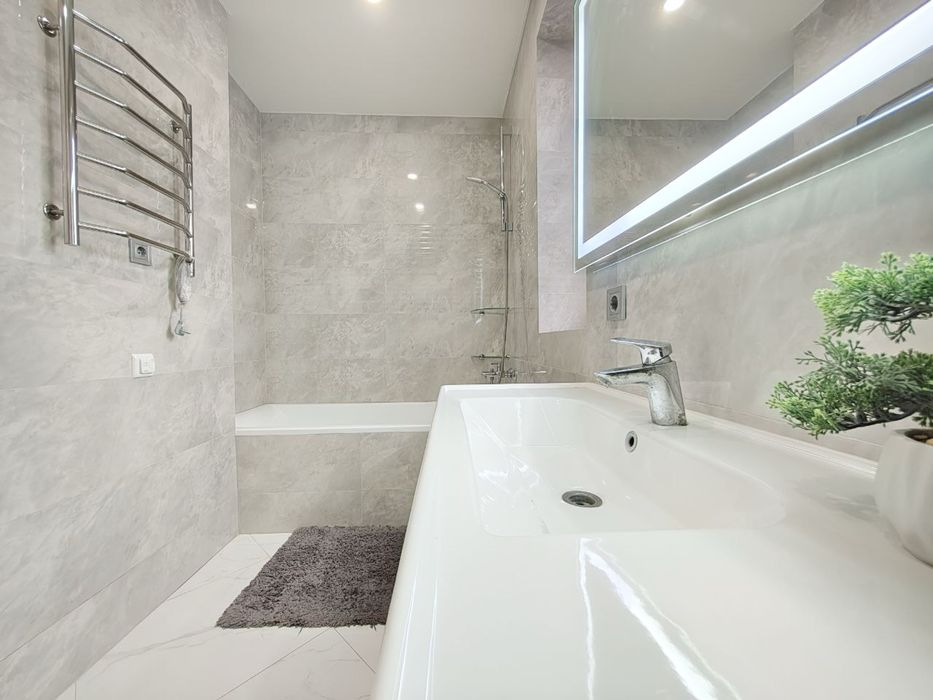 Будинок з ремонтом в Лісовій Бучі! Газ!