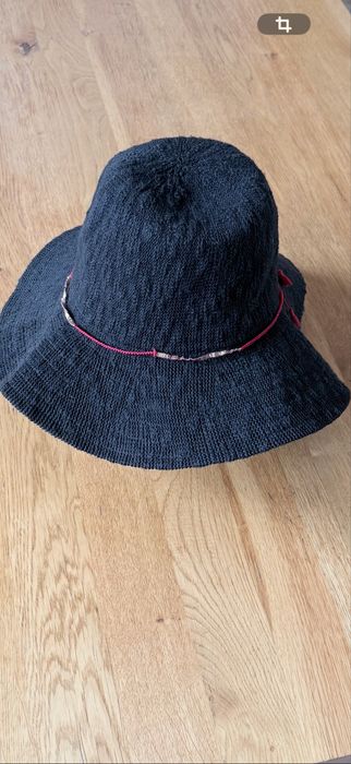 Letni kapelusz damski, nie noszony, kolor czarny.