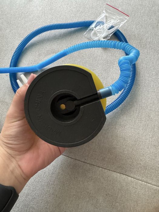 Насос для надувного матрацу