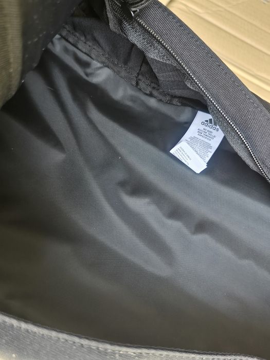 Nowy orginalny plecak Adidas czarny wakacje szkola ryby wyjazd