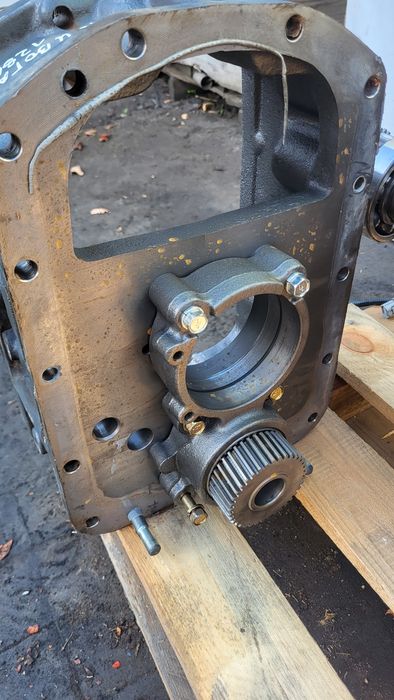 Skrzynia biegów kubota  M128