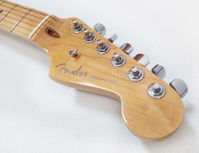 Fender American Deluxe Stratocaster - USA 2011