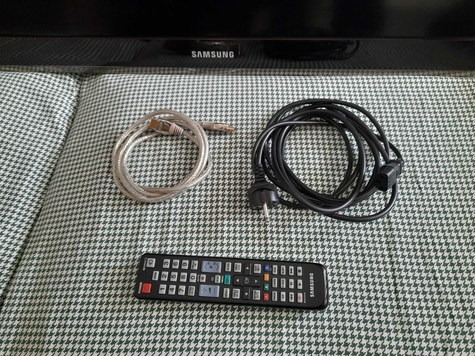 TV Samsung LCD FULL HD - 37" - 94cm Diagonal ( Modelo topo de Gama )