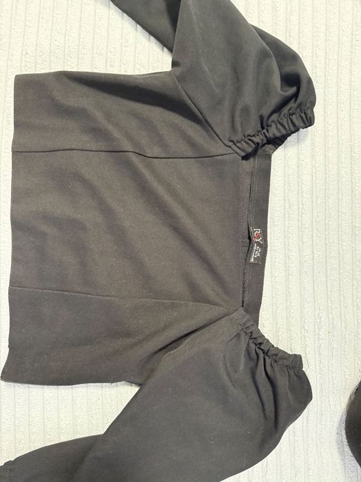 Кофта чорного кольору