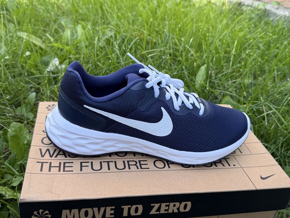 Оригінал 100% Кросівки NIKE REVOLUTION 6 NN/26,5см,28см,29,5см/