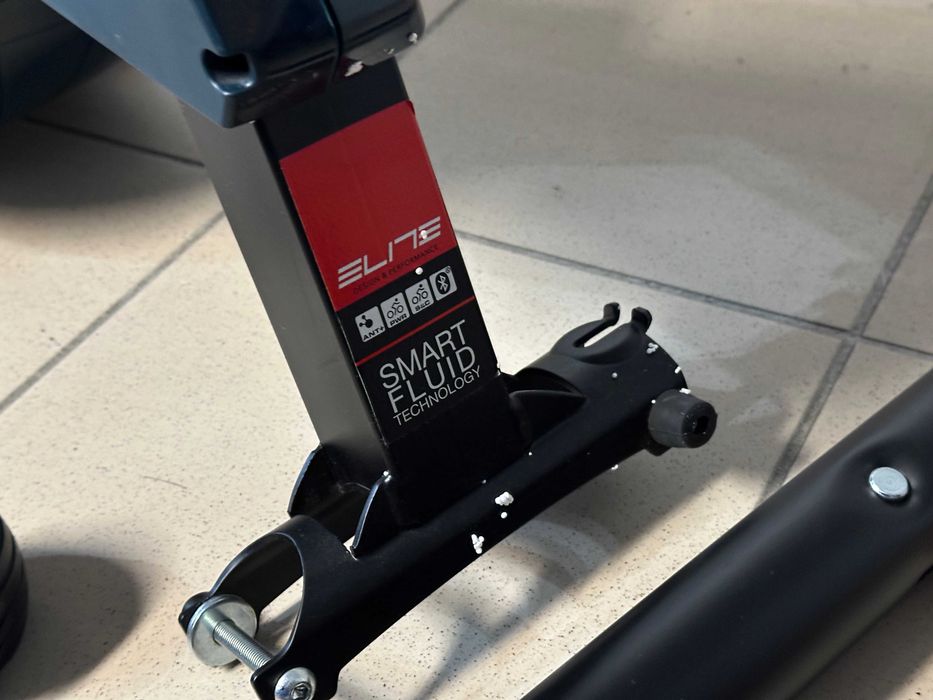 Trenażer rowerowy ELITE Turno