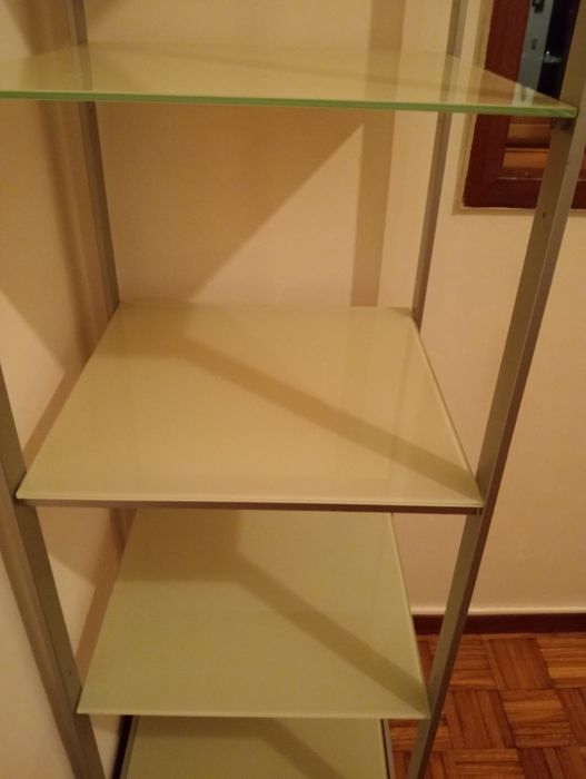 Estante de vidro baso