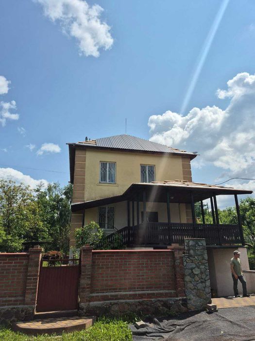 Услуги кровельщиков в Киеве и области. Покрівельні послуги. Кровля