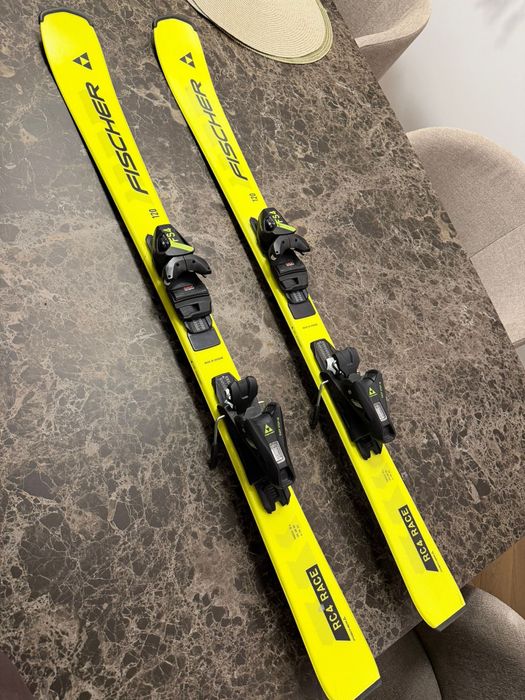 Narty 120 i buty narciarskie 21,5 cm Fischer RC4