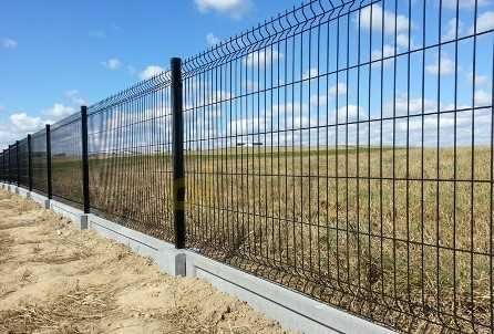 Ogrodzenie panelowe h-1,5 fi4 Plus podmurówka