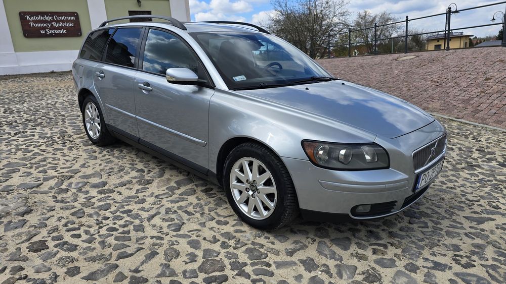 Volvo V50
