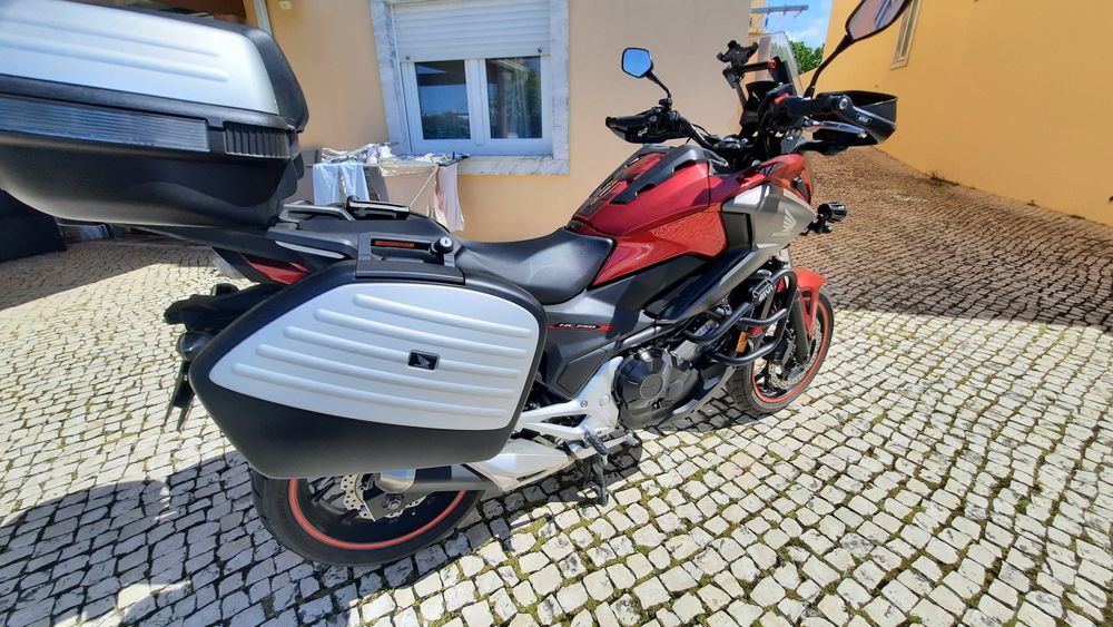 Honra NC 750X impecável