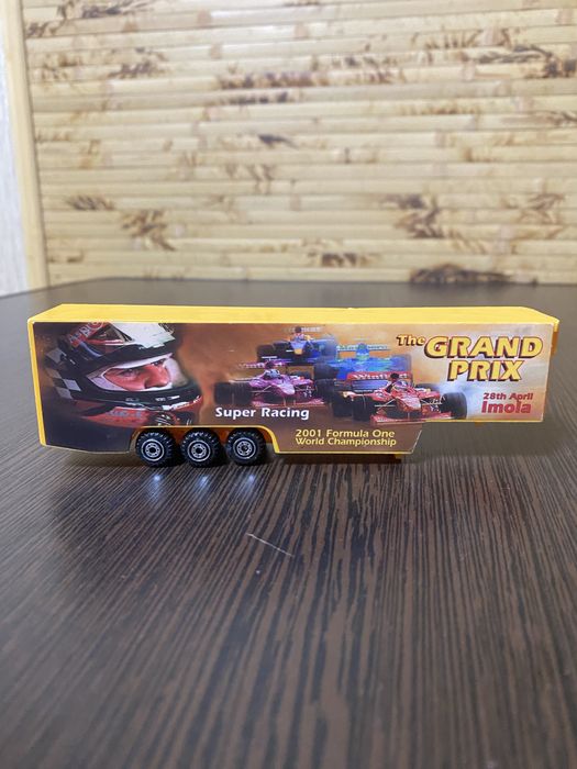 Модель трейлера ProEngine HO 1/87 Grand Prix F-1 Racing Trailer