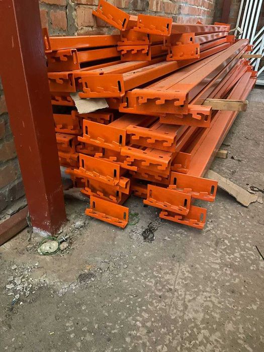 стелажі для складу піддони стелажі для покупк важкі стелажі для складу