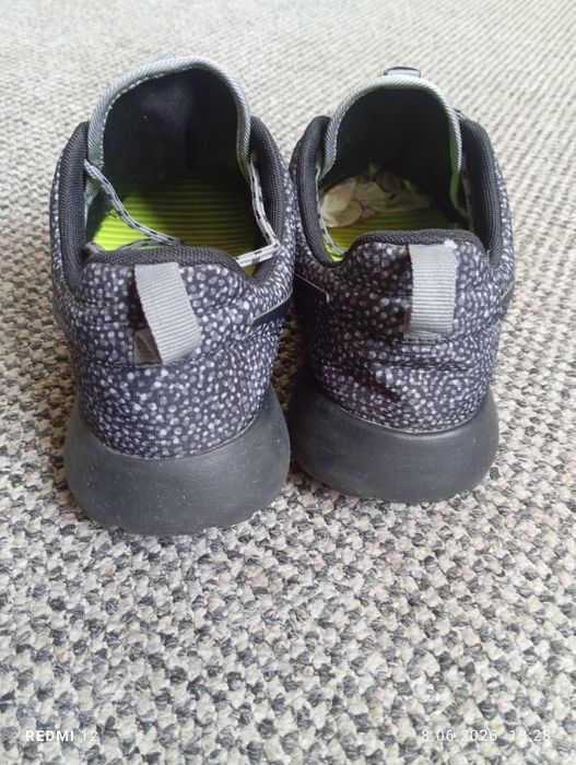 Buty damskie sportowe do biegania Nike Roshe One r. 40