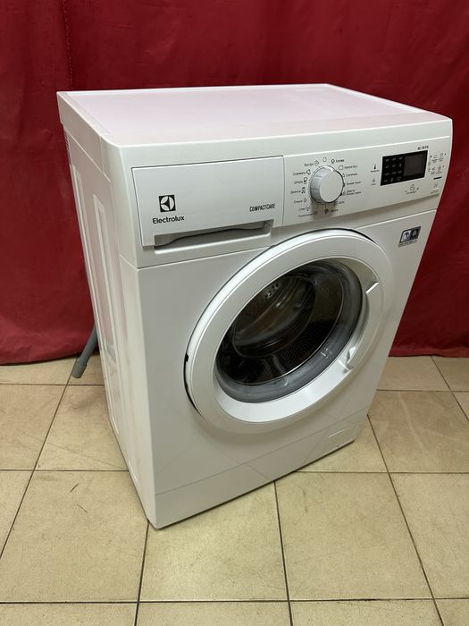 Стиральная машина Electrolux EWS 1064 NAU